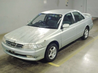 TOYOTA CARINA