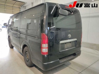TOYOTA REGIUS VAN