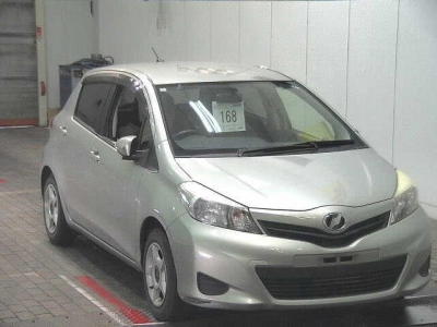 TOYOTA VITZ