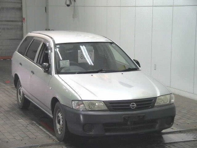 NISSAN AD VAN