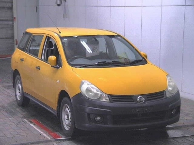 NISSAN AD VAN