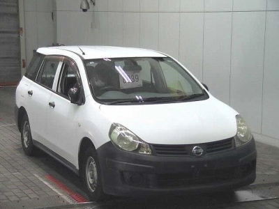 NISSAN AD VAN