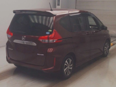 HONDA FREED HYBRID