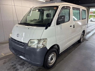 TOYOTA TOWN ACE VAN