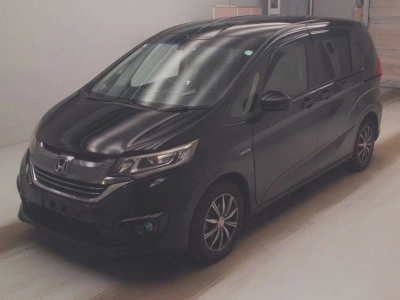 HONDA FREED + HYBRID