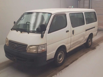 TOYOTA HIACE WAGON