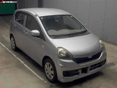 TOYOTA PIXIS EPOCH