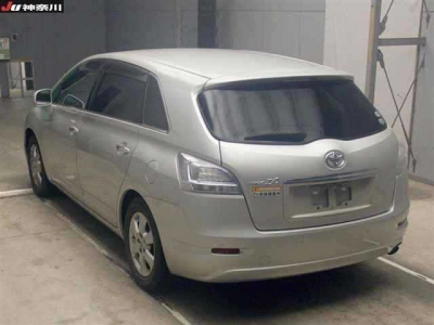 TOYOTA MARK X ZIO