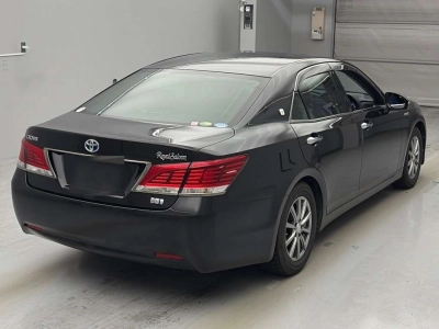 TOYOTA CROWN HYBRID