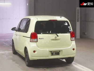 TOYOTA PORTE