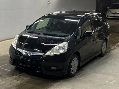HONDA FIT SHUTTLE HYBRID