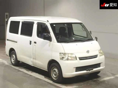 TOYOTA TOWN ACE VAN