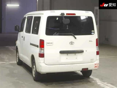 TOYOTA TOWN ACE VAN
