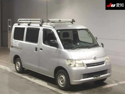 TOYOTA TOWN ACE VAN