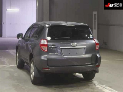 TOYOTA VANGUARD