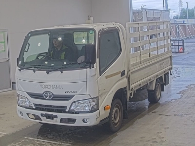 TOYOTA DYNA