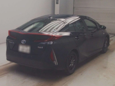 TOYOTA PRIUS PHV