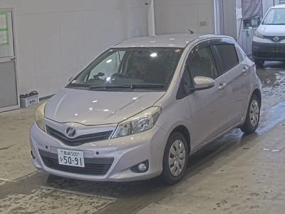 TOYOTA VITZ