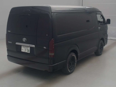 TOYOTA HIACE WAGON