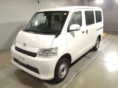 TOYOTA TOWN ACE VAN