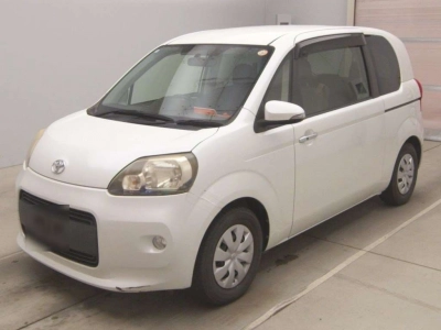 TOYOTA PORTE
