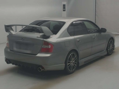 SUBARU LEGACY B4