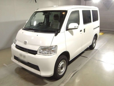 TOYOTA TOWN ACE VAN