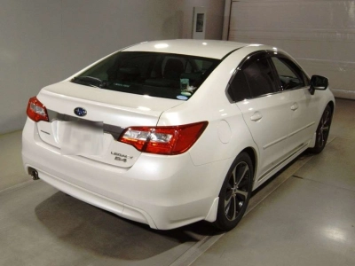 SUBARU LEGACY B4