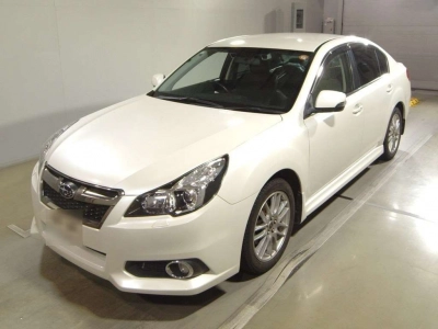SUBARU LEGACY B4