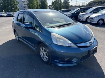 HONDA FIT SHUTTLE HYBRID