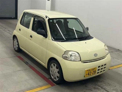 DAIHATSU ESSE