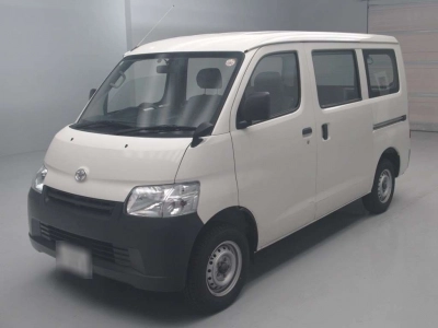 TOYOTA TOWN ACE VAN