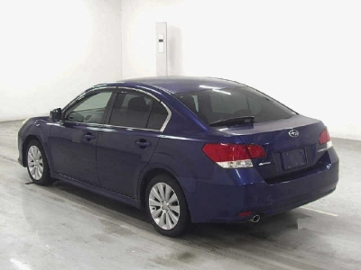 SUBARU LEGACY B4