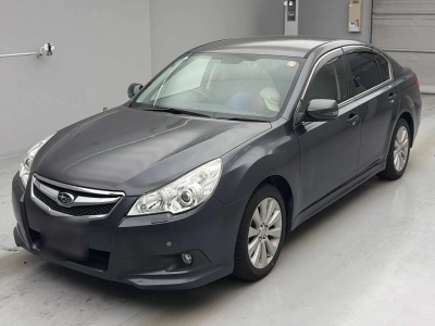 SUBARU LEGACY B4