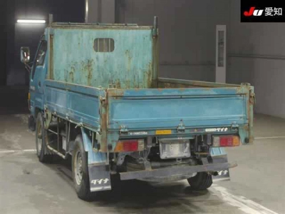TOYOTA DYNA TRUCK