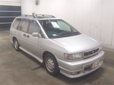 NISSAN PRAIRIE JOY