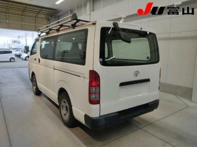 TOYOTA REGIUS VAN