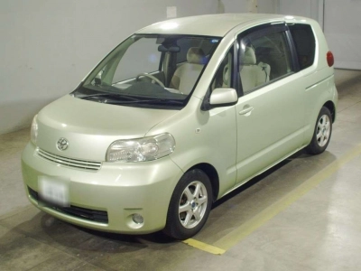 TOYOTA PORTE
