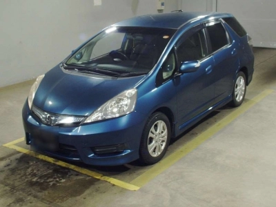 HONDA FIT SHUTTLE HYBRID