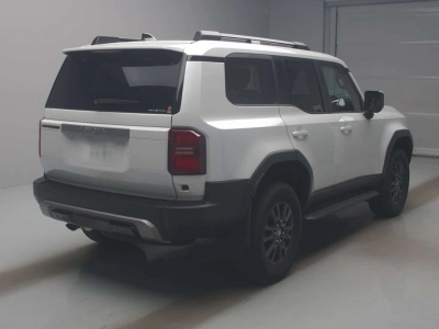 TOYOTA LAND CRUISER 250