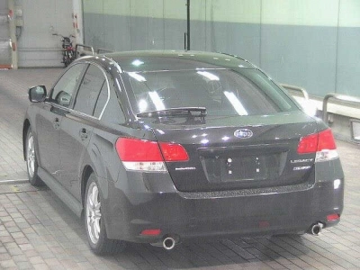 SUBARU LEGACY B4