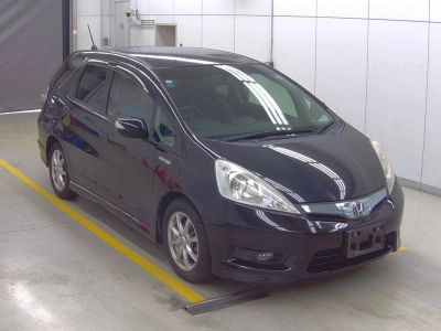 HONDA FIT SHUTTLE HYBRID