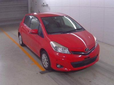 TOYOTA VITZ