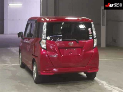 TOYOTA TANK