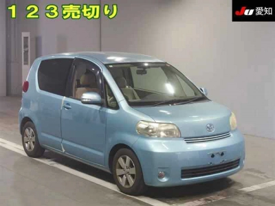 TOYOTA PORTE