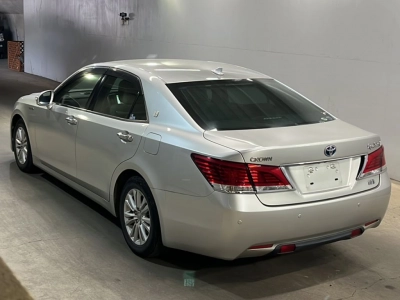 TOYOTA CROWN HYBRID