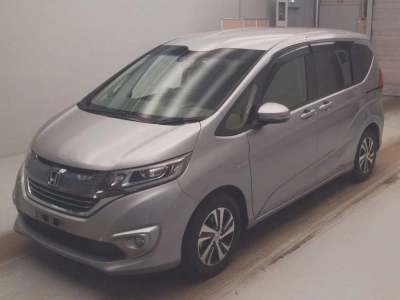 HONDA FREED + HYBRID