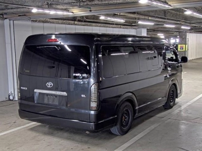 TOYOTA HIACE WAGON