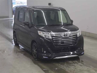 TOYOTA TANK