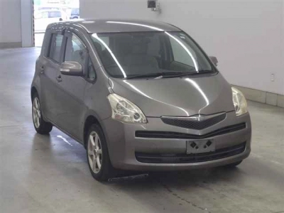 TOYOTA RACTIS